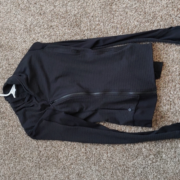 Lululemon workout jacket - Picture 4 of 4